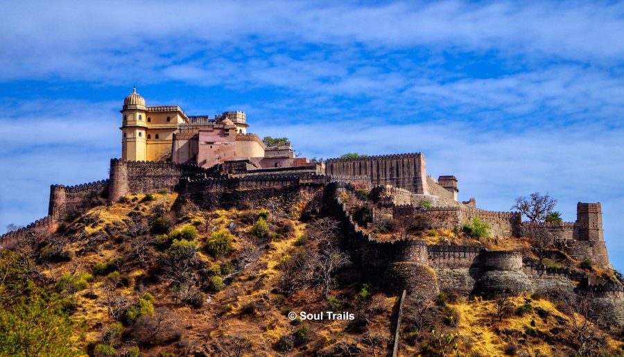 A Trip to ‘The Second Longest Wall of the World’ – Kumbhalgarh Fort